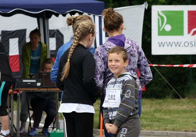 Pobiegli z dala od bomb - zdjęcia