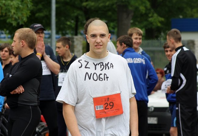 Pobiegli z dala od bomb - zdjęcia