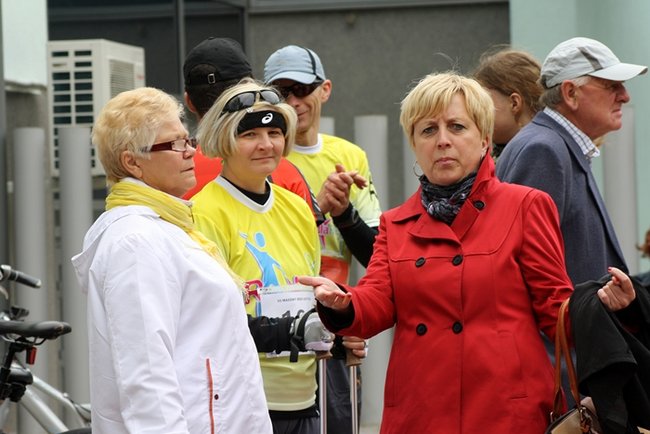 Pobiegli z dala od bomb - zdjęcia