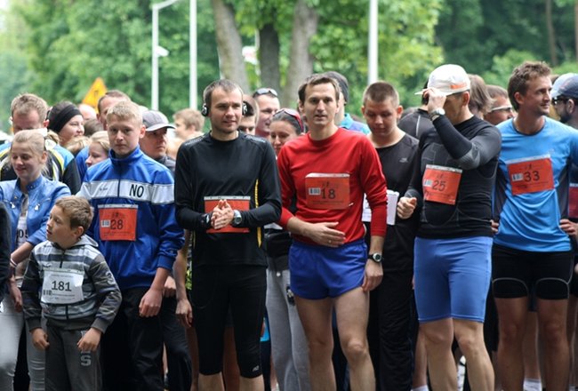 Pobiegli z dala od bomb - zdjęcia