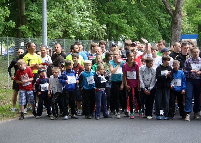 Pobiegli z dala od bomb - zdjęcia