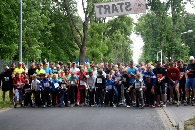 Pobiegli z dala od bomb - zdjęcia