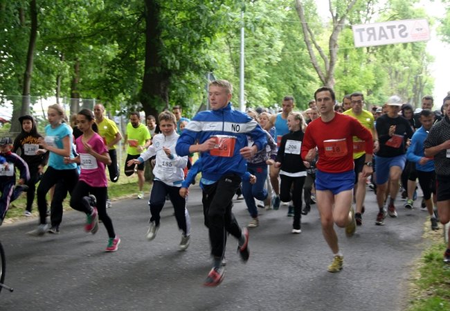 Pobiegli z dala od bomb - zdjęcia