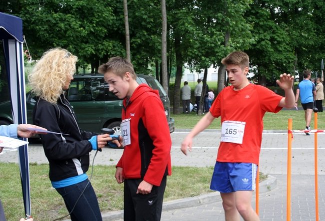 Pobiegli z dala od bomb - zdjęcia