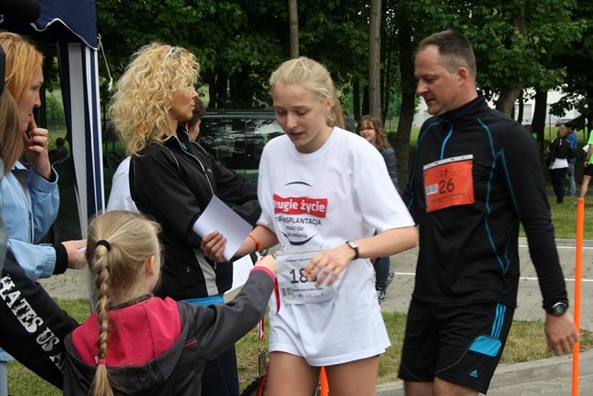 Pobiegli z dala od bomb - zdjęcia