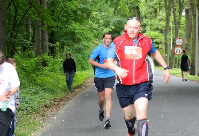 Pobiegli z dala od bomb - zdjęcia