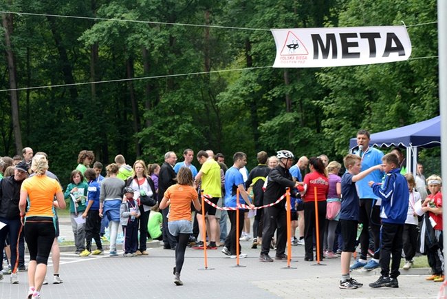 Pobiegli z dala od bomb - zdjęcia