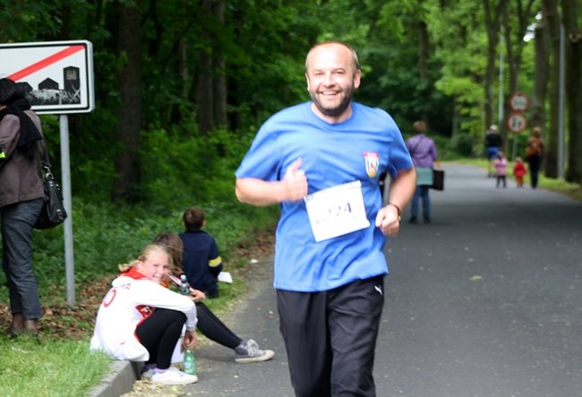 Pobiegli z dala od bomb - zdjęcia