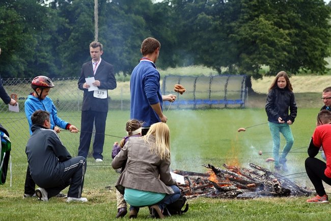 Pobiegli z dala od bomb - zdjęcia