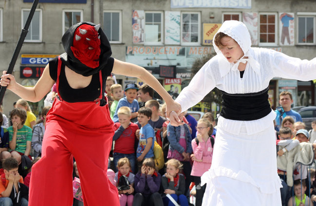 Rynek pełen dzieci - zdjęcia