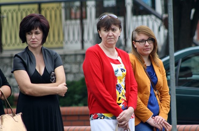 Wyszli z Eucharystią na Rynek - zdjęcia