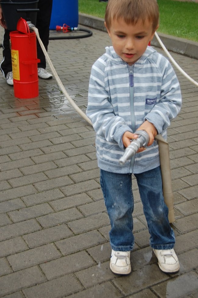 Strażacy pamiętali o dzieciach - zdjęcia