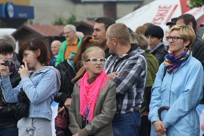 Deszcz nie sprzyjał zabawie - zdjęcia