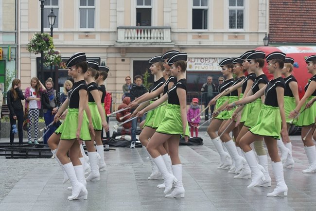 Deszcz nie sprzyjał zabawie - zdjęcia