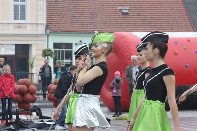 Deszcz nie sprzyjał zabawie - zdjęcia