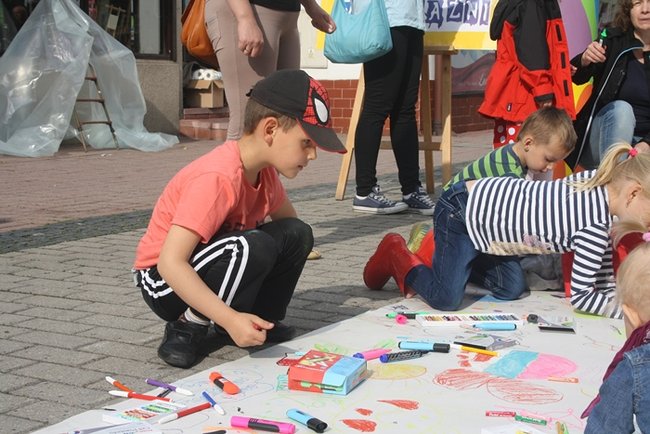 Deszcz nie sprzyjał zabawie - zdjęcia