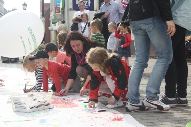 Deszcz nie sprzyjał zabawie - zdjęcia