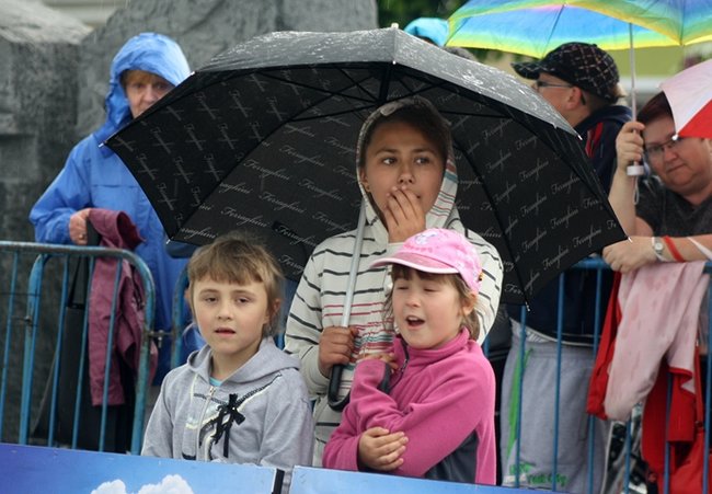 Deszcz nie sprzyjał zabawie - zdjęcia