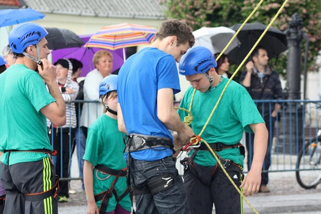 Deszcz nie sprzyjał zabawie - zdjęcia