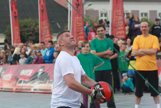 Deszcz nie sprzyjał zabawie - zdjęcia