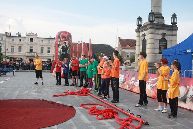 Deszcz nie sprzyjał zabawie - zdjęcia