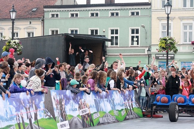 Deszcz nie sprzyjał zabawie - zdjęcia