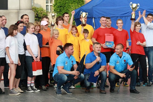 Deszcz nie sprzyjał zabawie - zdjęcia