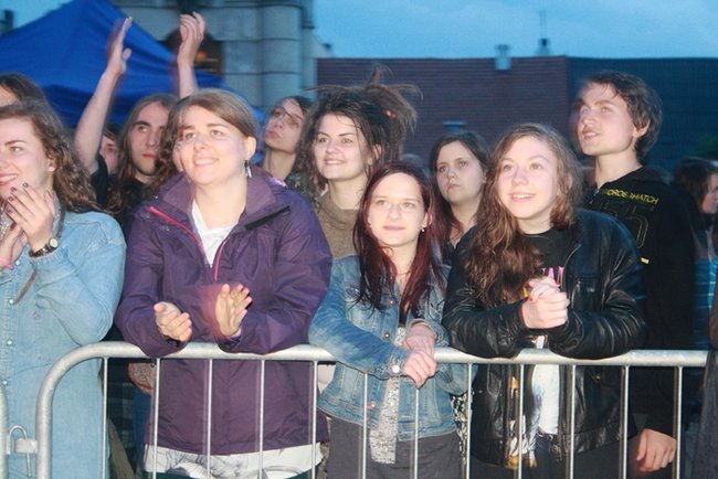 Deszcz nie sprzyjał zabawie - zdjęcia