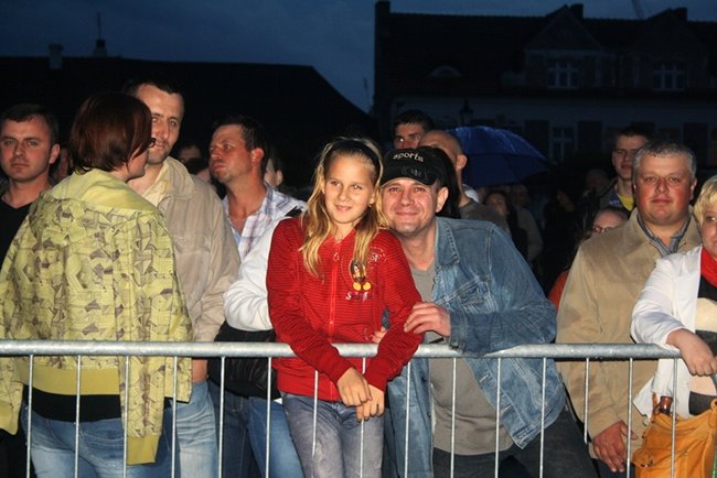 Deszcz nie sprzyjał zabawie - zdjęcia