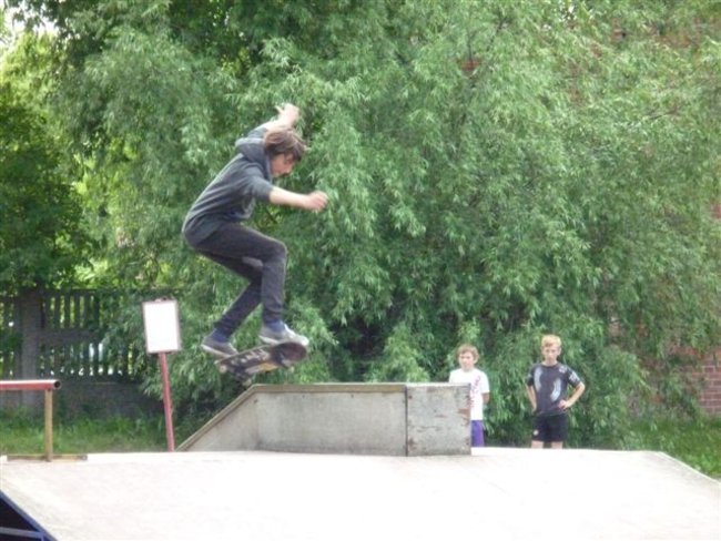 Skaterzy opanowali Borek - zdjęcia