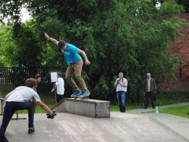 Skaterzy opanowali Borek - zdjęcia