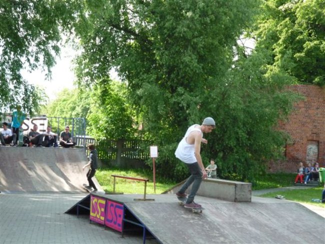 Skaterzy opanowali Borek - zdjęcia