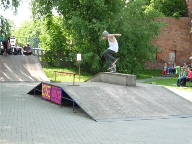 Skaterzy opanowali Borek - zdjęcia