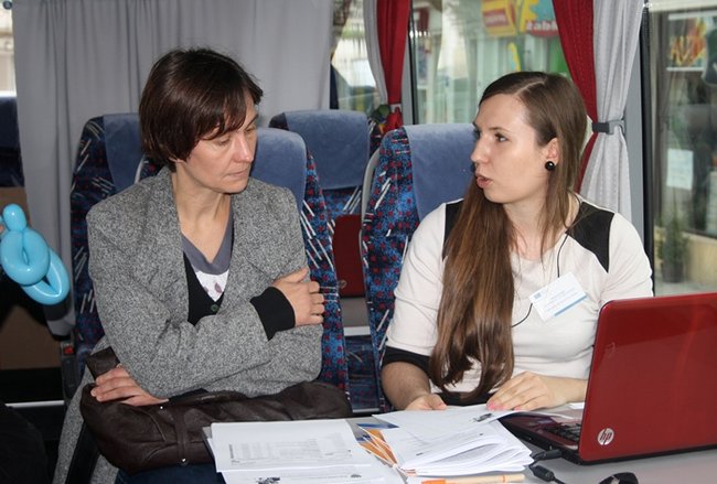 Pomarańczowe wsparcie - zdjęcia