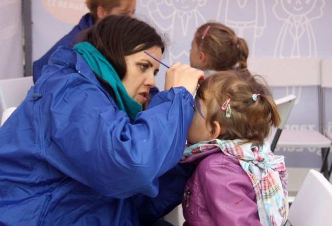 Pomarańczowe wsparcie - zdjęcia