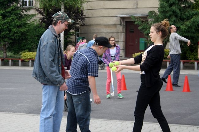 Uczyli się  empatii - zdjęcia