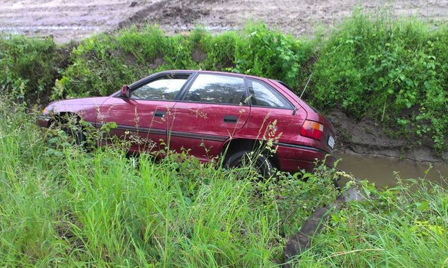 Jechała zbyt szybko - zdjęcia