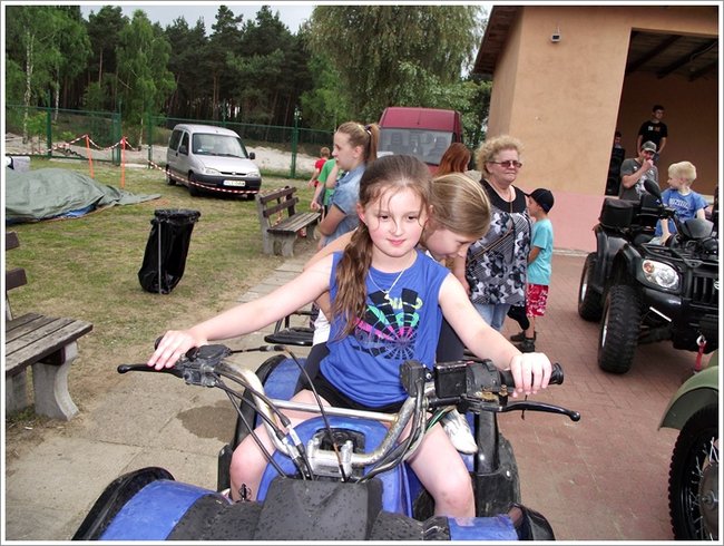 Festyn pełen uśmiechu - zdjęcia