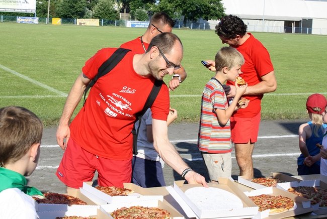 Pływają coraz lepiej - zdjęcia