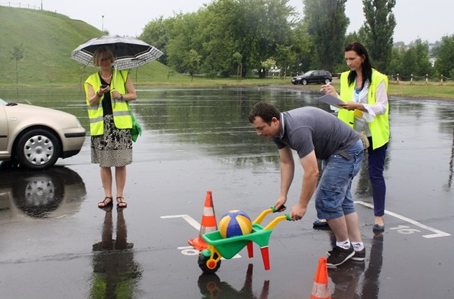 Smerfne powitanie lata - zdjęcia