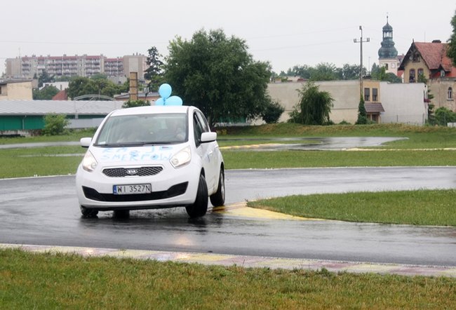 Smerfne powitanie lata - zdjęcia