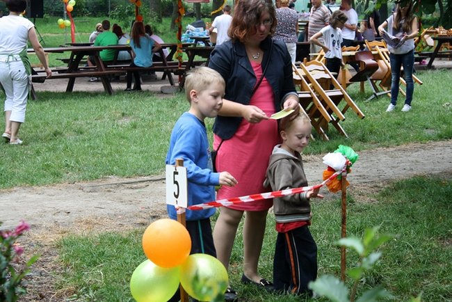 Smerfne powitanie lata - zdjęcia