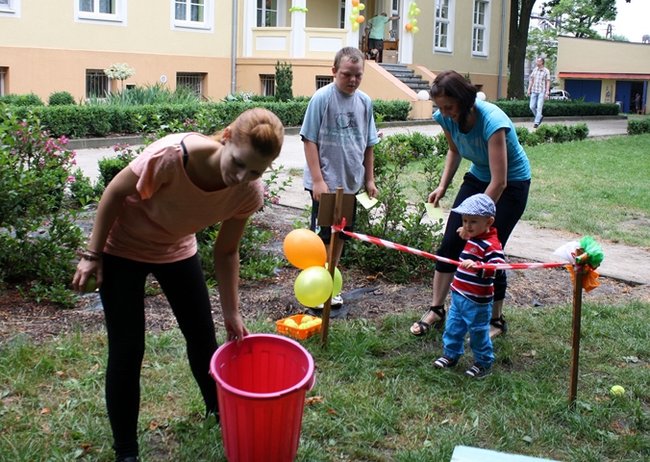 Smerfne powitanie lata - zdjęcia