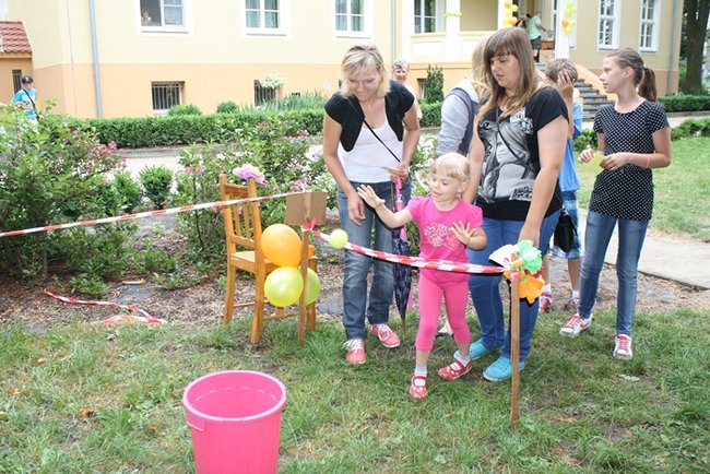 Smerfne powitanie lata - zdjęcia