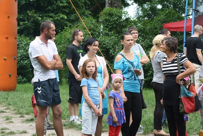 Smerfne powitanie lata - zdjęcia