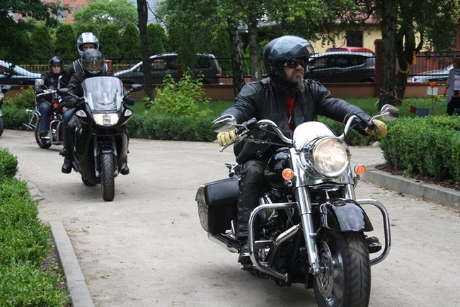 Smerfne powitanie lata - zdjęcia