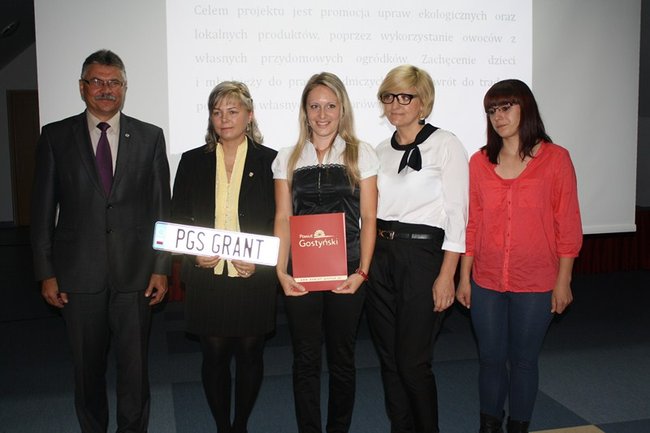 Tak wiele za tak niewiele - zdjęcia