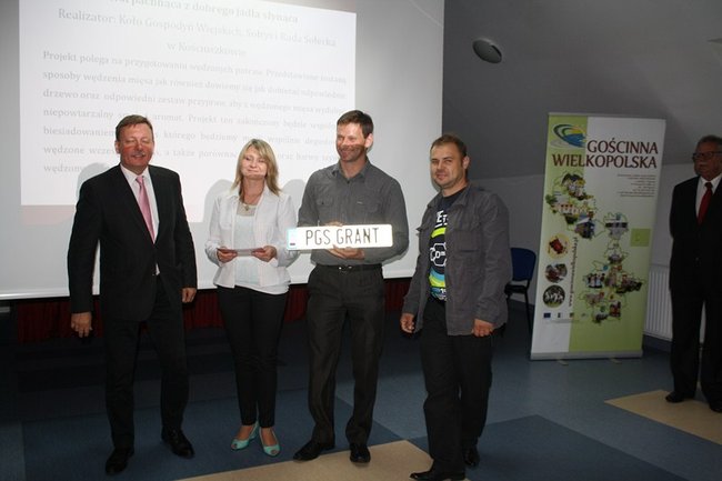 Tak wiele za tak niewiele - zdjęcia