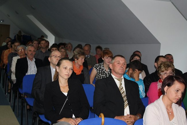 Tak wiele za tak niewiele - zdjęcia