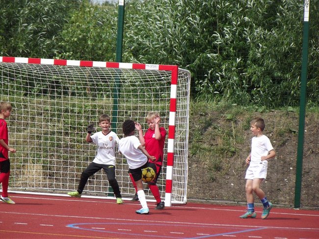 Doczekali się nowego boiska - zdjęcia